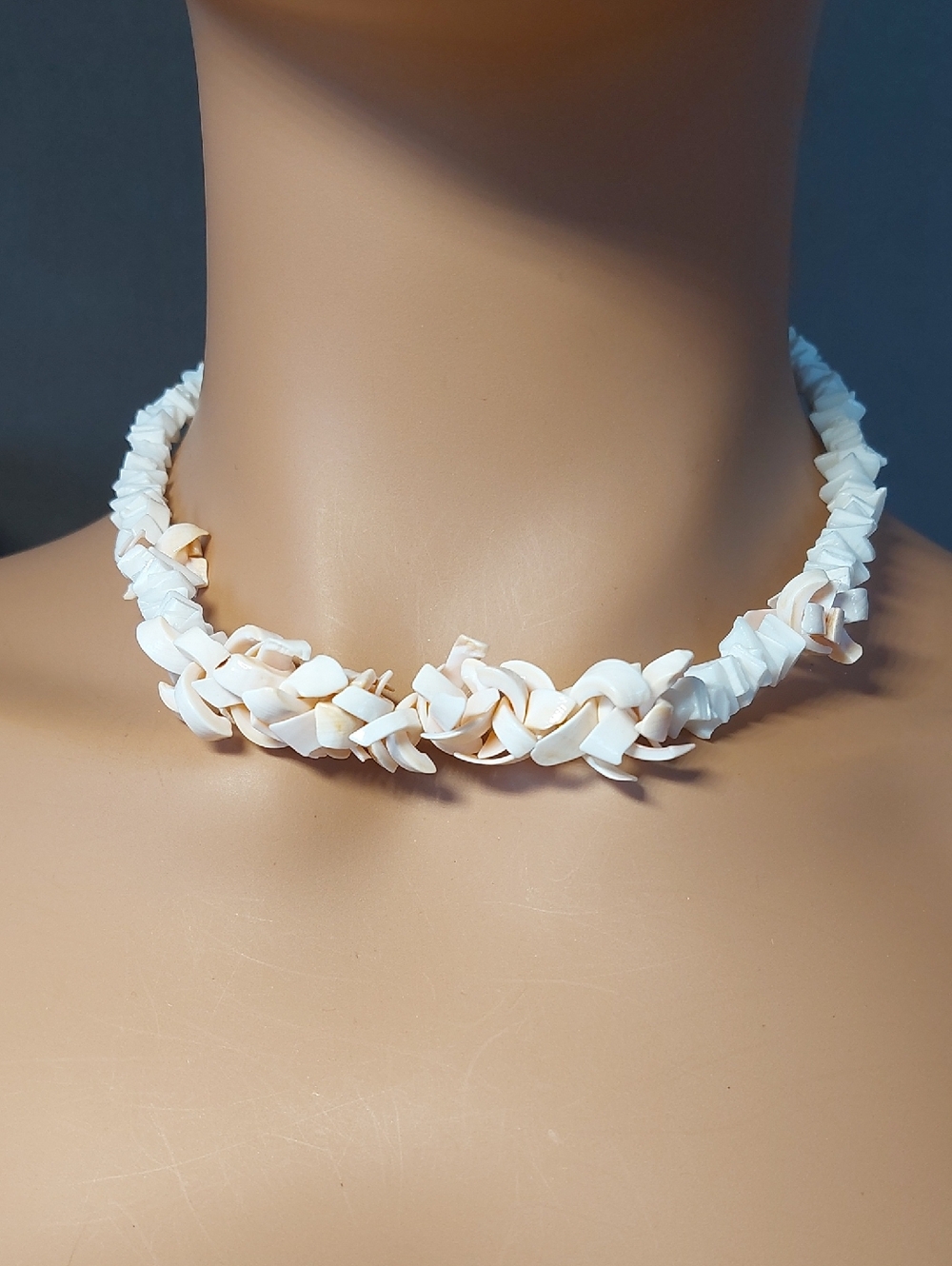 🌸5/$25 White Natural Puka Shell Choker Necklace